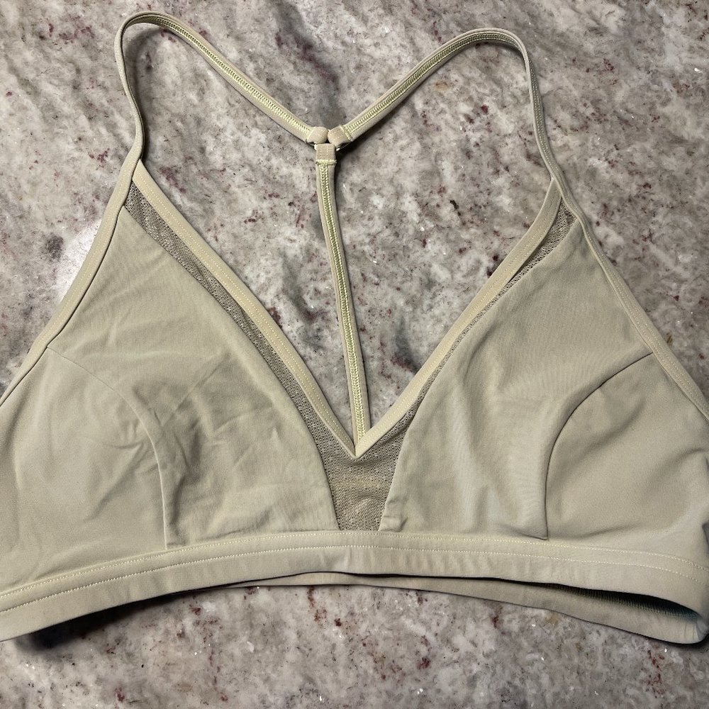 Lululemon Sports Bra, Yellow Size 8